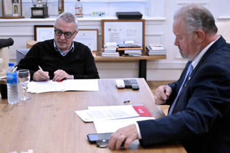 El Municipio de Tigre y la Fundación Hagamos Todo por Educar en Ciencias acordaron brindar capacitaciones en matemáticas a estudiantes del distrito