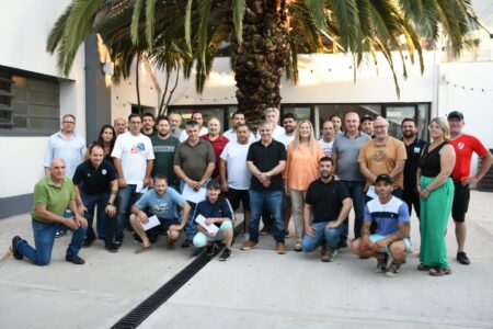 Chivilcoy: El intendente Guillermo Britos encabezó la anteúltima entrega de cheques del año a clubes y entidades deportivas por un total de $8.240.000