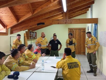 La provincia envía Brigadistas a Neuquén y refuerza recursos en Río Negro