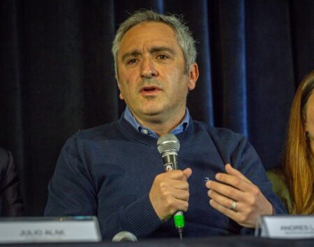 Larroque: “Hay que organizarnos y ponernos de pie ante la ofensiva de la Nación»