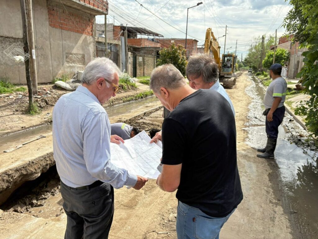 Tigre: Gestión municipal: Julio Zamora monitoreó obras de entubamiento en General Pacheco