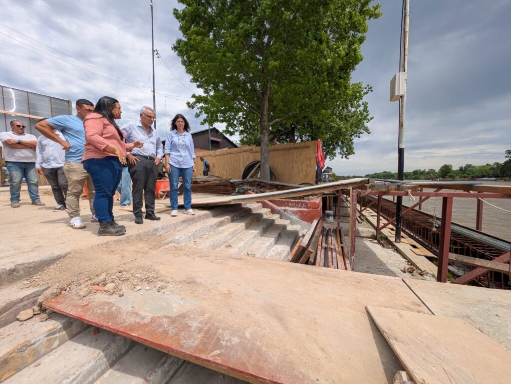 Tigre: En el Puerto de Frutos, Julio Zamora supervisó la construcción de un mirador peatonal