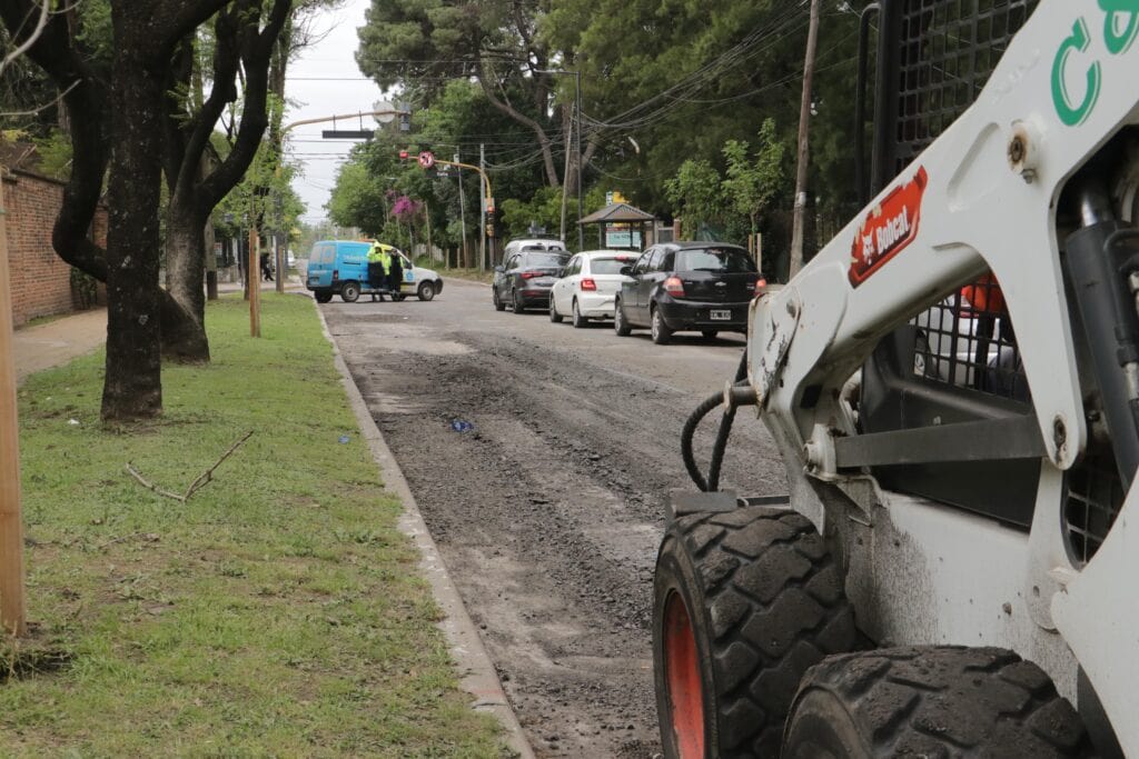 Comenzó la repavimentación de la Avenida Gaspar Campos en San Miguel