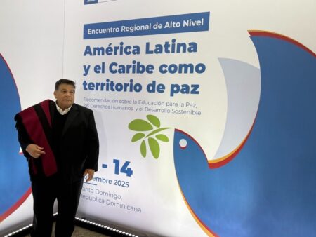 El Intendente Ishii, en República Dominicana, representando a las ciudades del aprendizaje UNESCO de América Latina en Cumbre Mundial sobre educación para La Paz