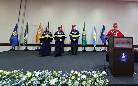 Mario Ishii fue convocado a integrar oficialmente el Colegio Internacional de Doctores en Lima, Perú