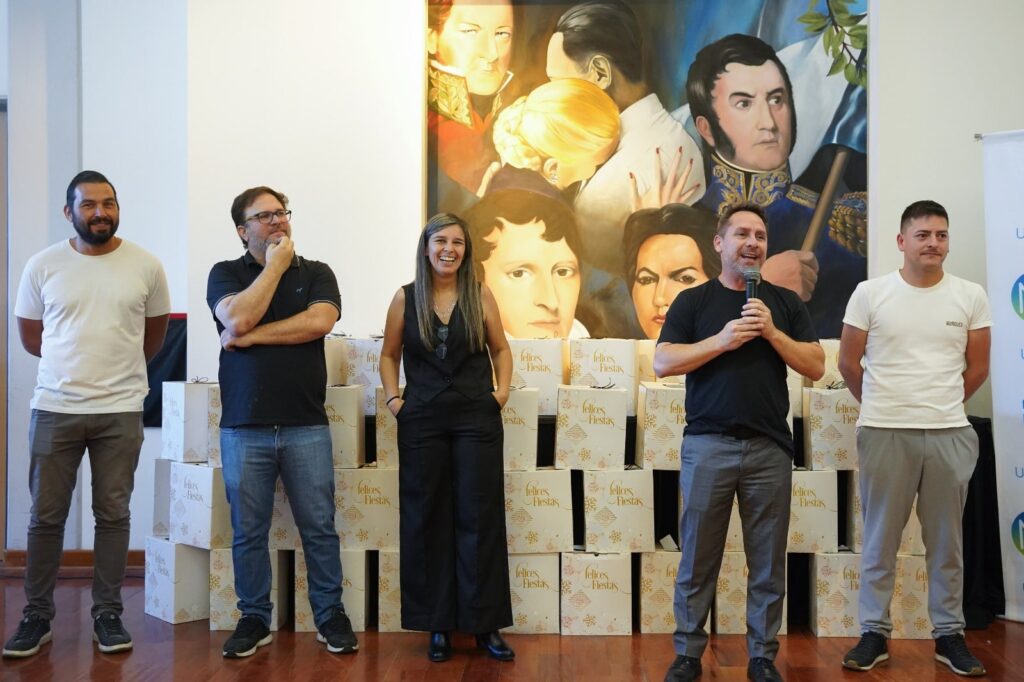 Ituzaingó: Cientos de vecinos y vecinas se sumaron a la segunda jornada de celiaquía en la peatonal Eva Perón