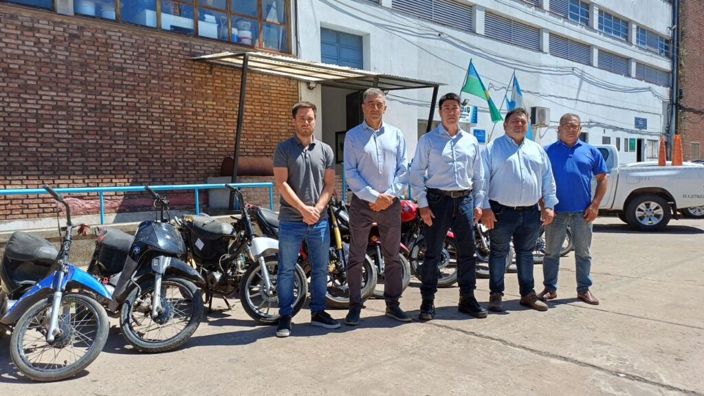 Chivilcoy: Repudian agresión a inspector de tránsito y una oficial de policía. Fueron secuestradas 22 motos, una robada que fue restituida a su propietaria