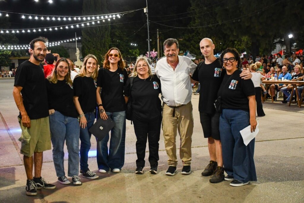 Bragado: Barenghi destacó el éxito del Carnaval y aseguró que «es para todos, pero en especial para los niños»