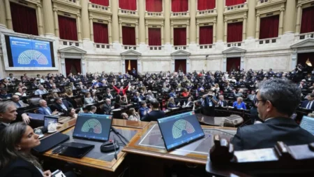 Diputados aprobó la reforma laboral y volverá al Senado para convertirse en ley