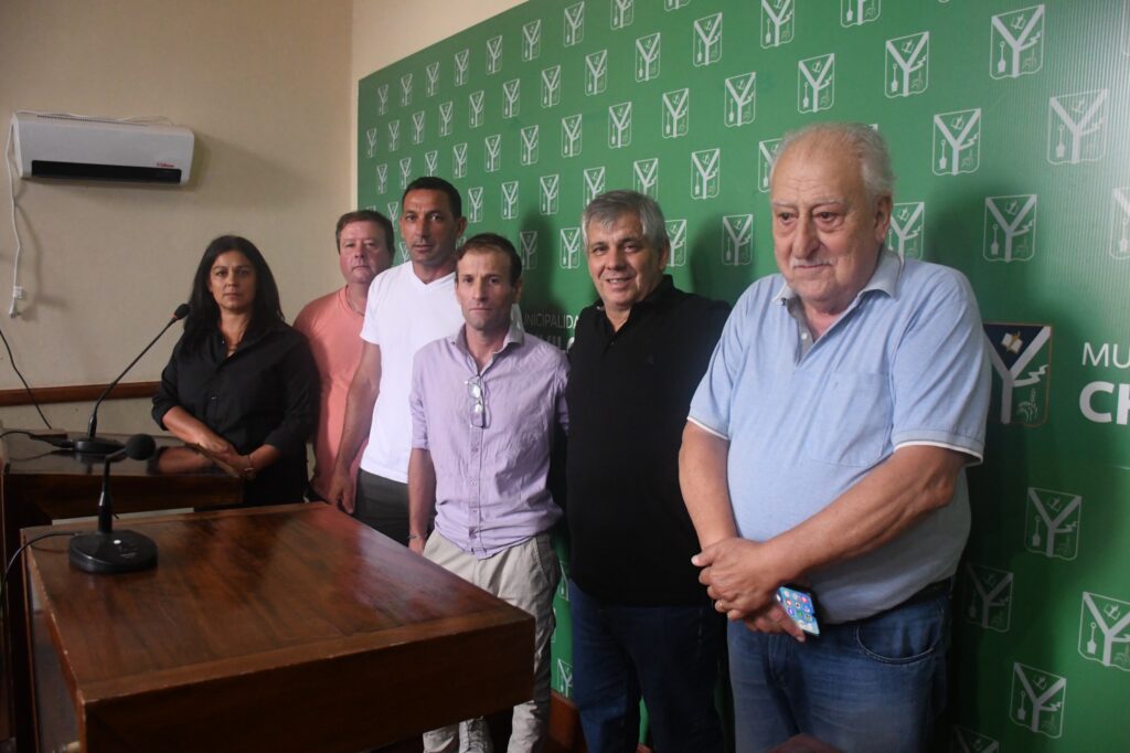 Chivilcoy: El Intendente Britos anunció un aumento del 6,09% a trabajadores municipales, junto al Secretario de Hacienda y el Sindicato