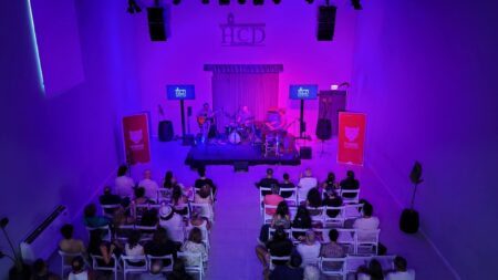 Vecinos y vecinas del Municipio de Tigre disfrutaron de la “Noches de Jazz & Blues» en el HCD