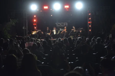 “Casa Abierta” en la CCA cerró el verano con tres noches de música y encuentro en Malvinas Argentinas