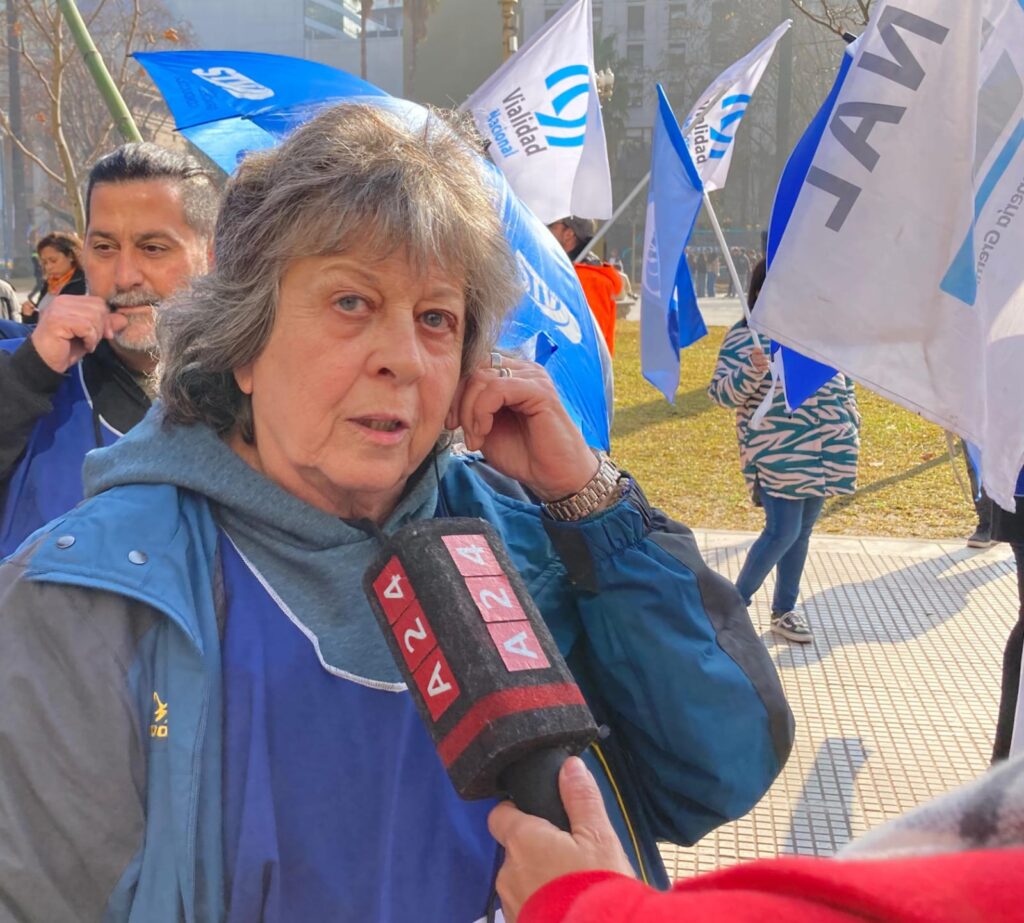 PARITARIA PARALIZADA EN VIALIDAD