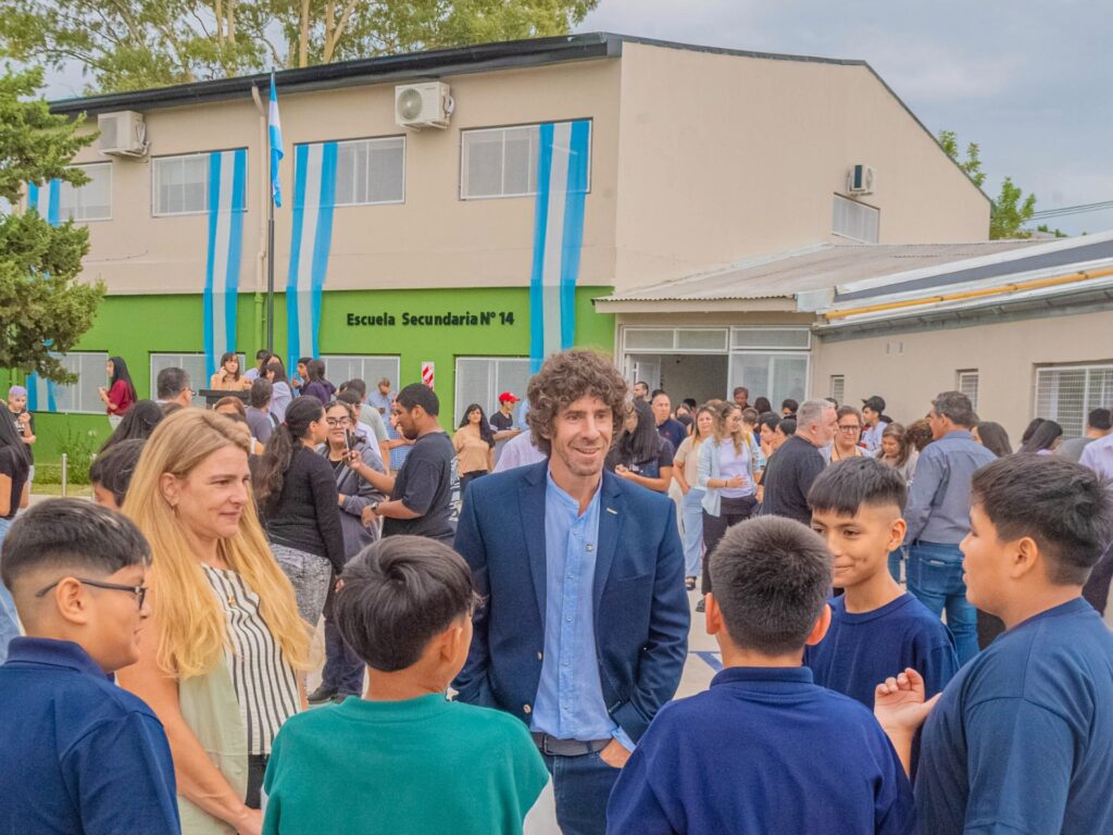 San Fernando: Juan Andreotti inauguró las Escuelas renovadas Primaria 3, Secundaria 14 y EPA 708
