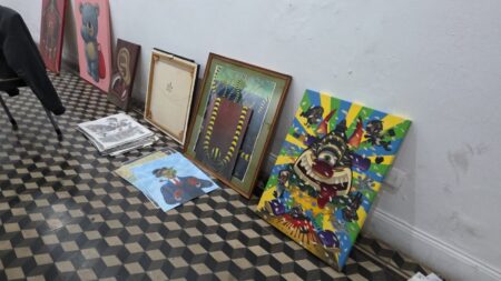 Chivilcoy: Después de 20 años, Marcelo “El Genio” Mosqueira vuelve al Museo Pompeo Boggio con una Muestra Retrospectiva