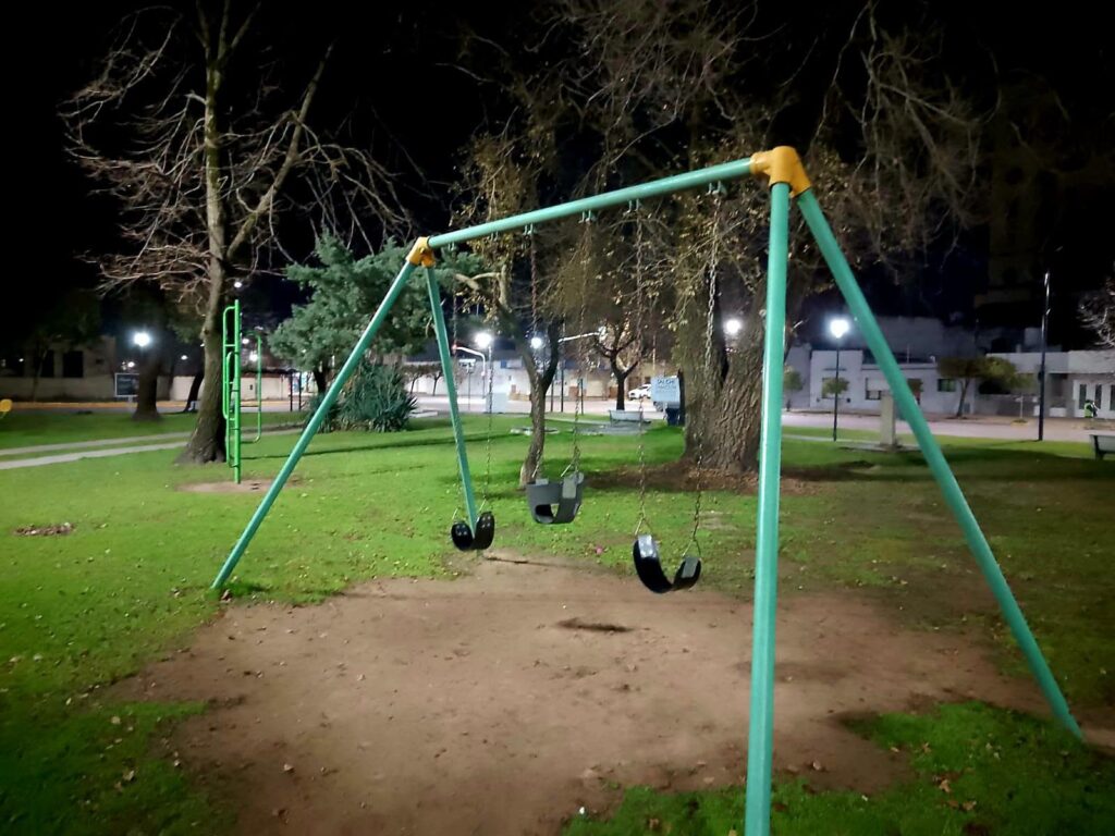 Chivilcoy: Tareas de mantenimiento en principales accesos, plazas y espacios públicos