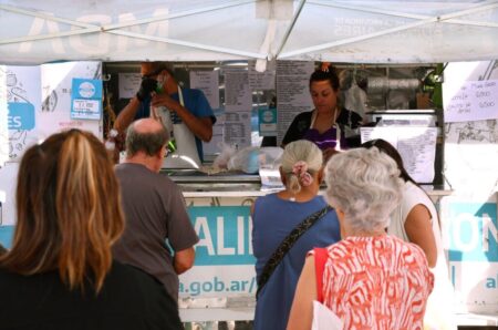 Morón: en julio continúan los Mercados Bonaerenses con alimentos a precios accesibles