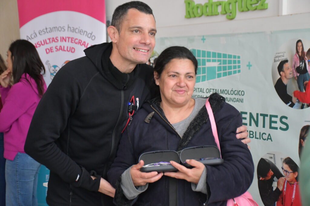 General Rodríguez: Entrega de Lentes Gratuitos en el Hospital Oftalmológico Municipal