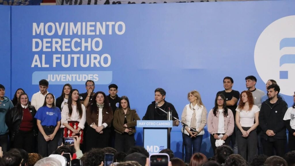 San Martín: Kicillof encabezó el lanzamiento de la rama juvenil del MDF