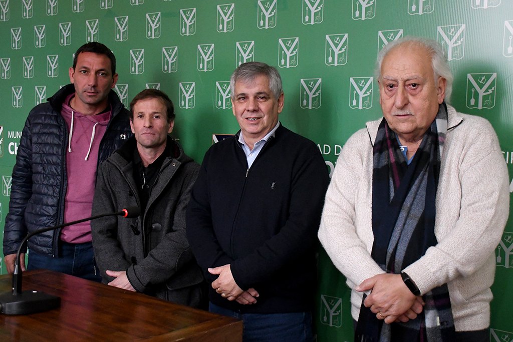Chivilcoy: Britos anunció un aumento del 5% y una suba del presentismo al 40%. Eleva al 17% el incremento acumulado durante el año