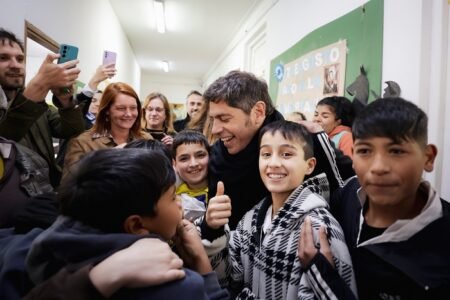 La Plata: Kicillof inauguró la obra de ampliación y puesta en valor de la Escuela Primaria N°41