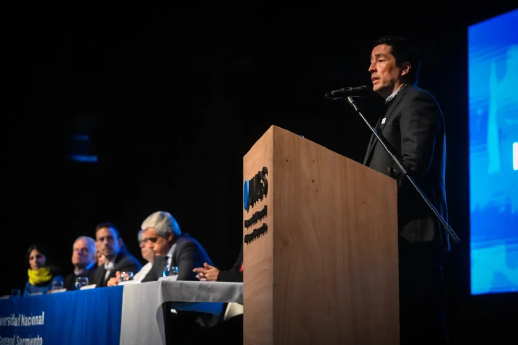 Malvinas Argentinas: Nardini acompañó la asunción de autoridades de la UNGS reafirmando el valor de la educación pública