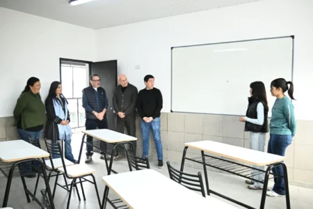 Malvinas Argentinas: Nardini y Vivona recorrieron los avances de obra en la Escuela Secundaria Nº 26 de Grand Bourg