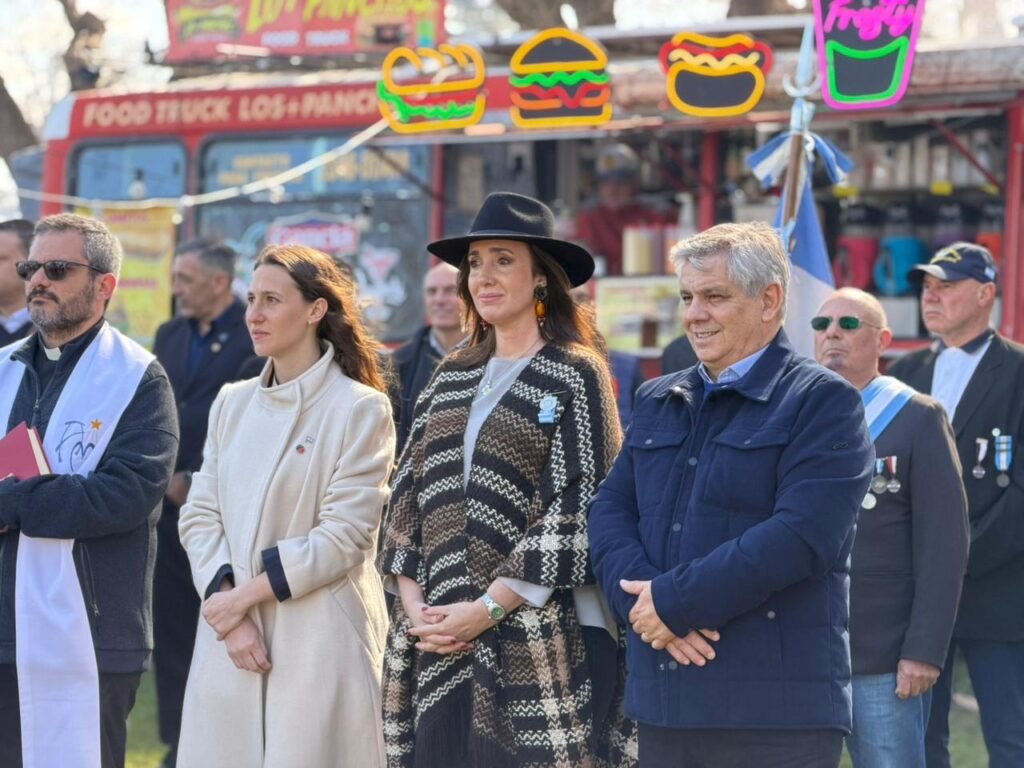 Exposición Rural de Chivilcoy: Britos ofreció a la Asociación Rural administrar el 70% de la tasa vial y disponer de tres maquinarias para los caminos rurales