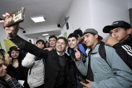 Kicillof inauguró dos edificios educativos en La Matanza