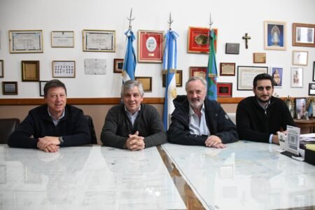 Chivilcoy: Britos, Bevilacqua y De la Torre encabezaron un encuentro con dirigentes vecinalistas de distintos distritos