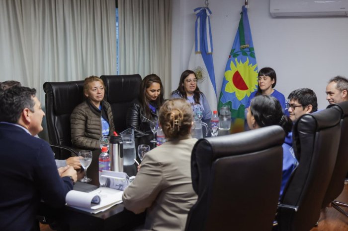 Marinucci recibió a familias de personas con autismo por la accesibilidad