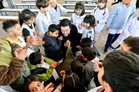 Malvinas Argentinas: Nardini acompaña a las familias con políticas sanitarias en medio de la crisis económica