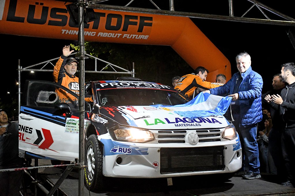 Se realizó la largada simbólica del Rally Chivilcoy